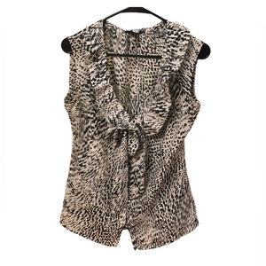 Banana Republic Black and White Zebra Ruffle Button Up Top Women’s Size Medium